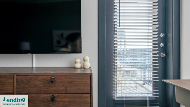 Foto del edificio - 3875 Burnham St