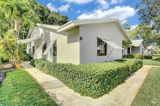 Building Photo - 2737 Lowson Blvd
