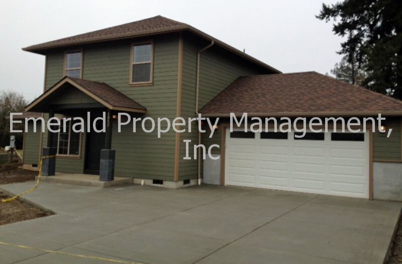 Foto principal - Newr quality 3 bedroom 2-story home in nei...