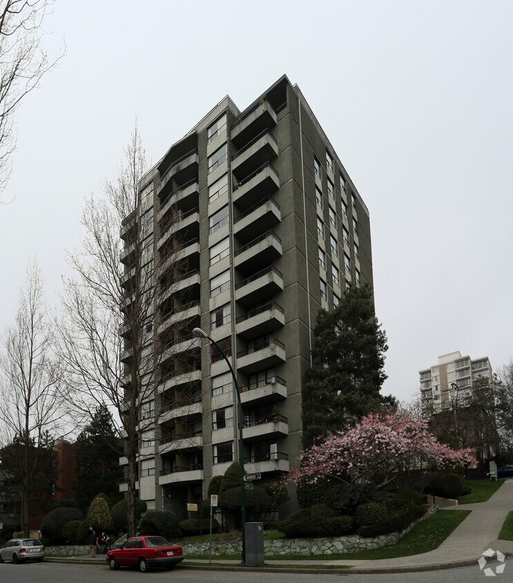 Photo du bâtiment - Oceanic Apartments