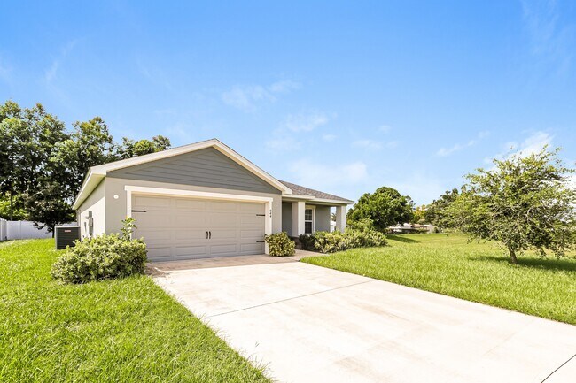 Foto del edificio - 1221 Third Ct, Eagle Lake, FL