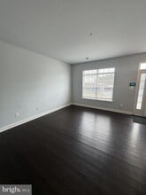 Building Photo - 116 Black Duck Ct