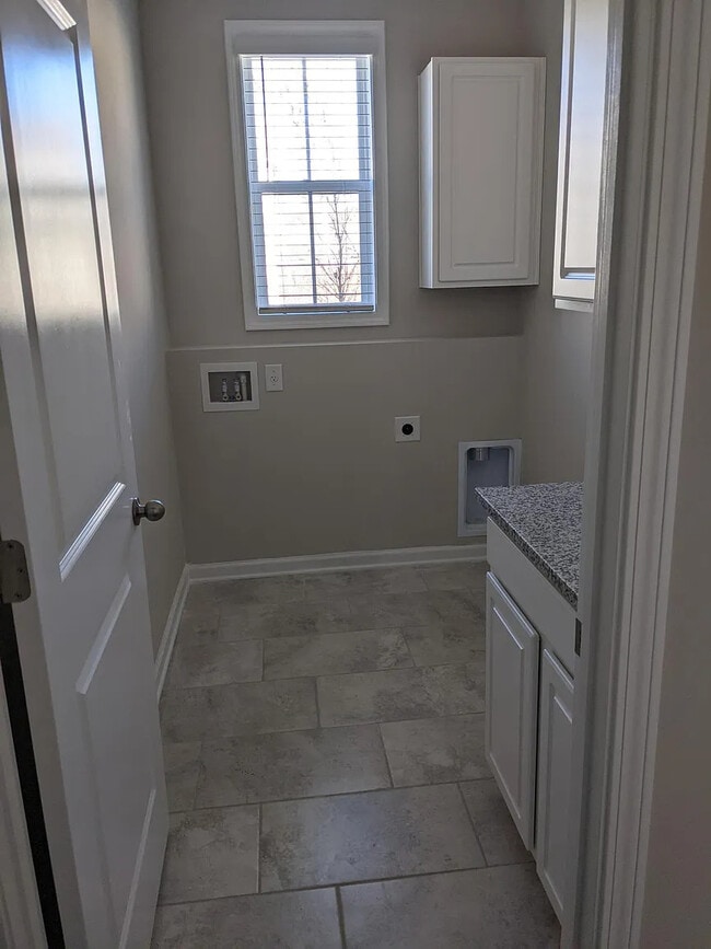 Photo - 2750 Kimblewick Ct Townhome