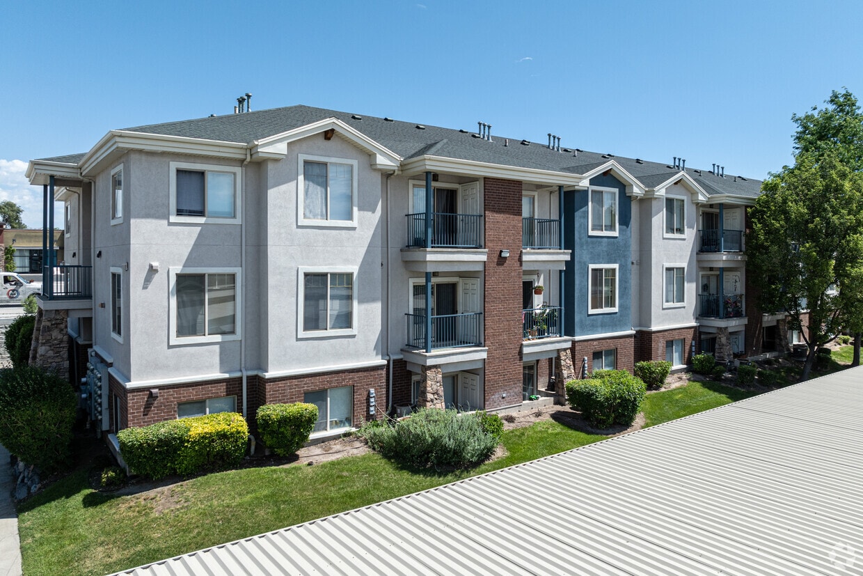 Foto principal - Bristol Village Apartments