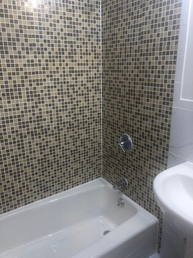 Foto del edificio - 4536 43rd St