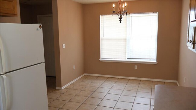 Foto del edificio - 847 Rambling Oaks Dr