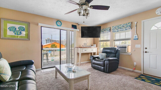 Foto del edificio - 6910 Beach Dr