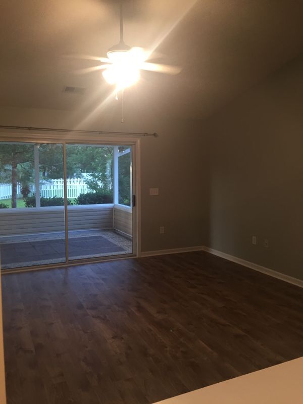 Foto del edificio - 3905 Camden Dr