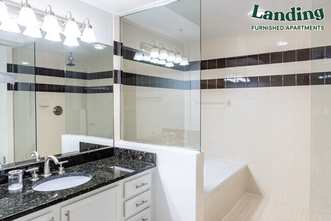 440 NE 4th Ave Unit 1-740.4364 photo'