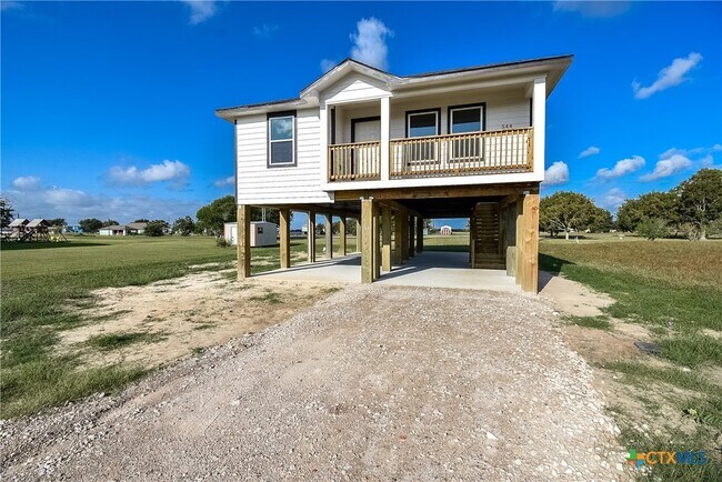 Foto del edificio - 544 Buckskin Dr