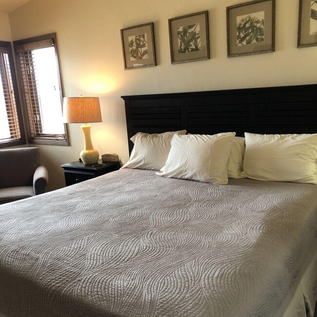 Foto del edificio - 1702 Forest Ridge Rd