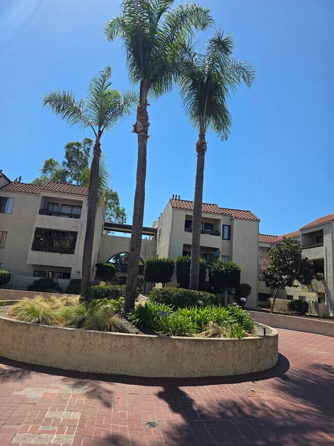 Foto del edificio - Santa Ana.  2 bedroom, 2 bathroom apartment!