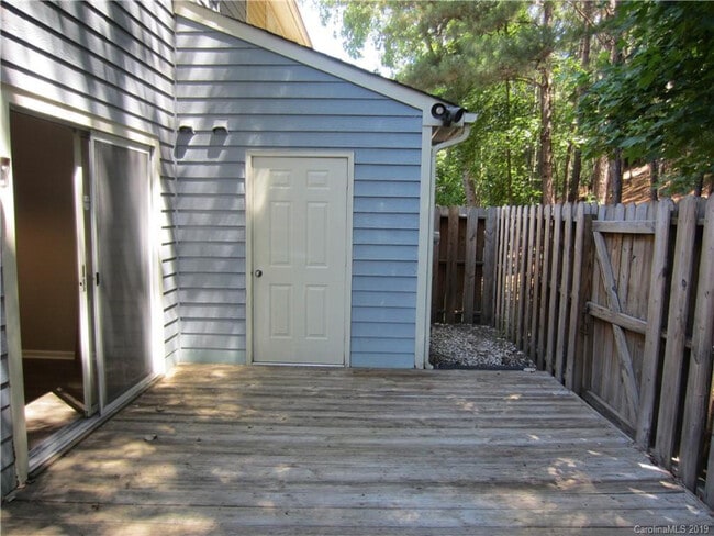Building Photo - 9124 Arbourgate Meadows Ln