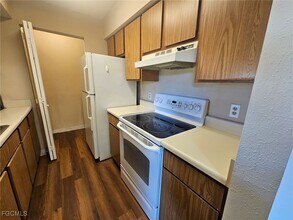 Building Photo - 2875 Winkler Ave