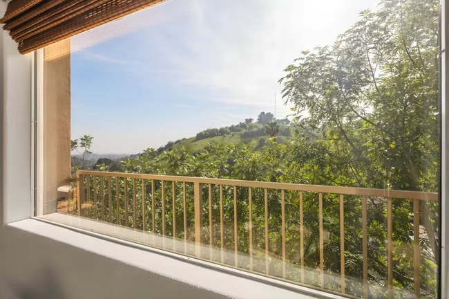 Foto del edificio - 3744 Roberta St