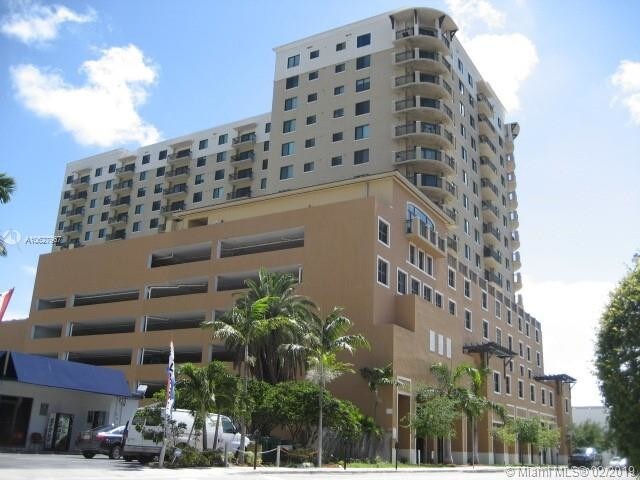 Foto principal - 4242 NW 2nd St