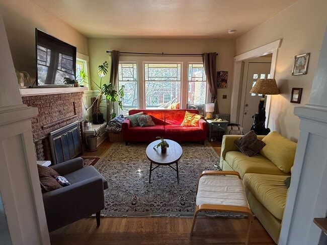 Photo - Beautiful 4-Bedroom Home in the Heart of Wallingford