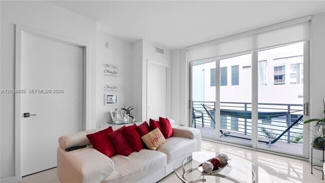 Foto del edificio - 7875 NW 107th Ave