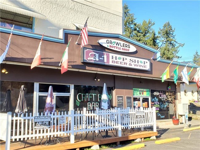 Foto del edificio - 146 N 144th St