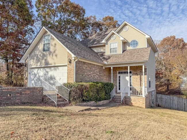 Building Photo - 20 Hillcrest Ln