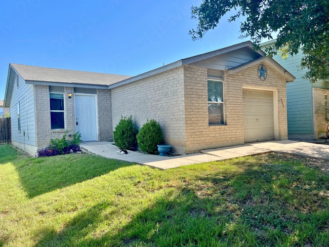 Foto del edificio - 6015 Plumbago Pl