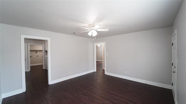 Foto del edificio - 313 E Columbia St