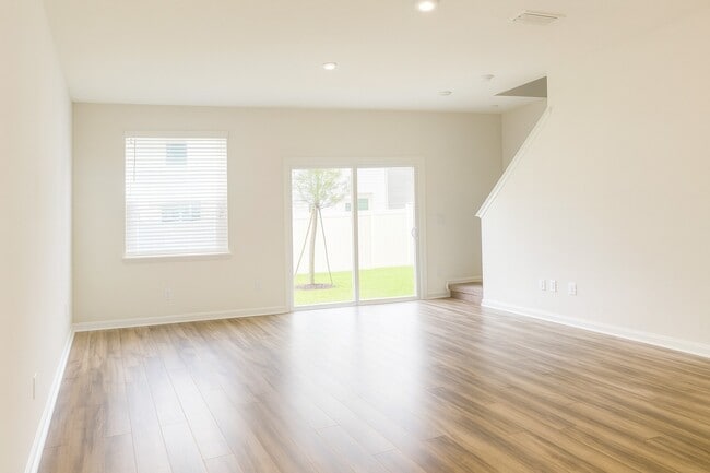 Building Photo - 98 Pittman Ct