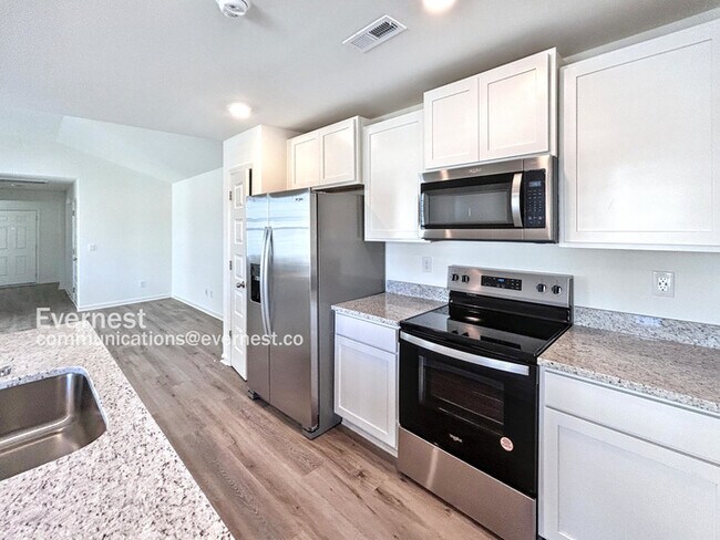 Foto del edificio - 1440 Long Leaf Ln