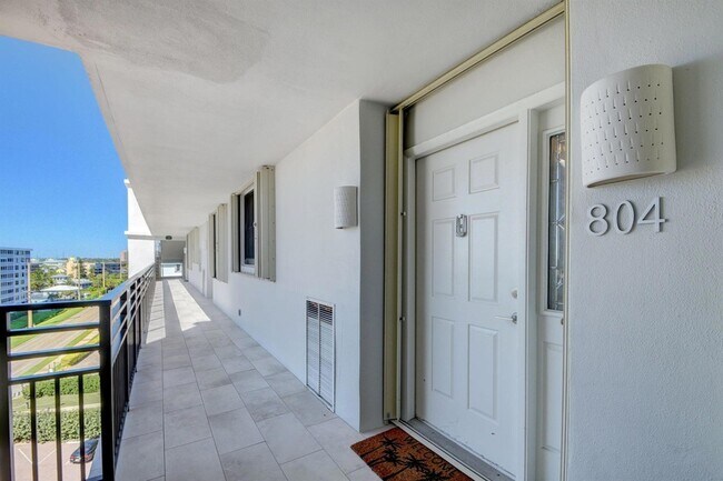 Foto del edificio - 840 Ocean Dr