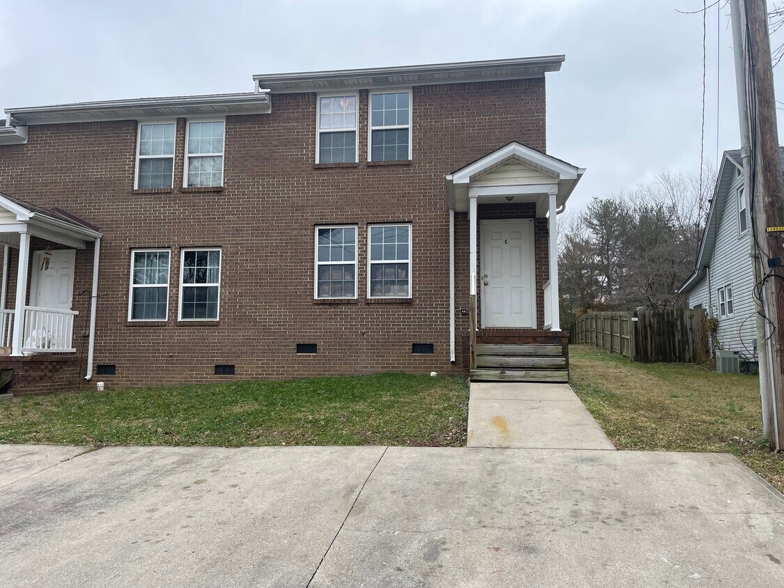 Foto principal - 110 Pettus Pt