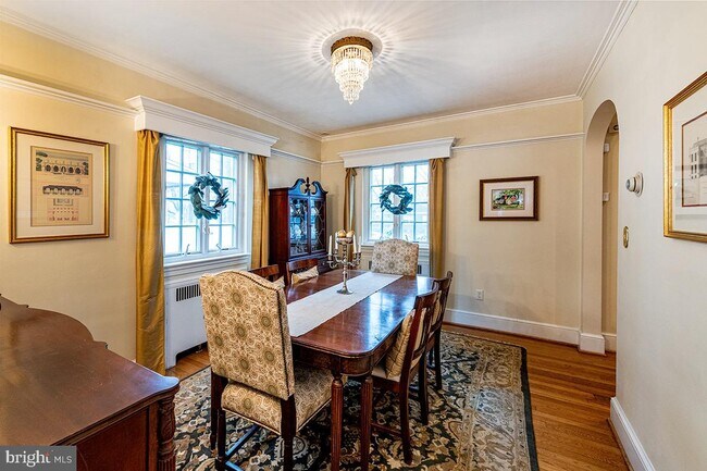 Building Photo - 1314 20th St S