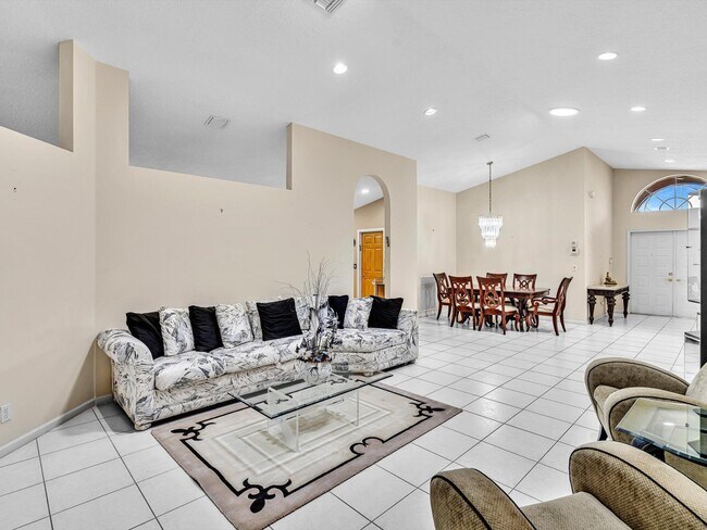 Building Photo - 5856 Seashell Terrace
