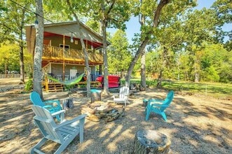 Building Photo - 7110 Apache Dr