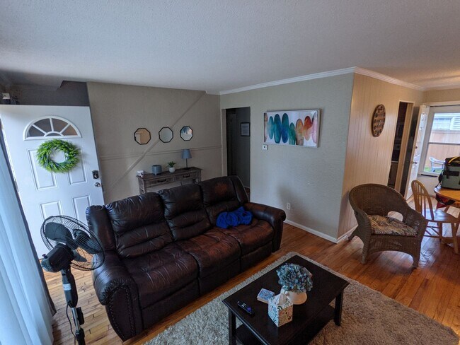 Foto del edificio - 73 Emerald Rd