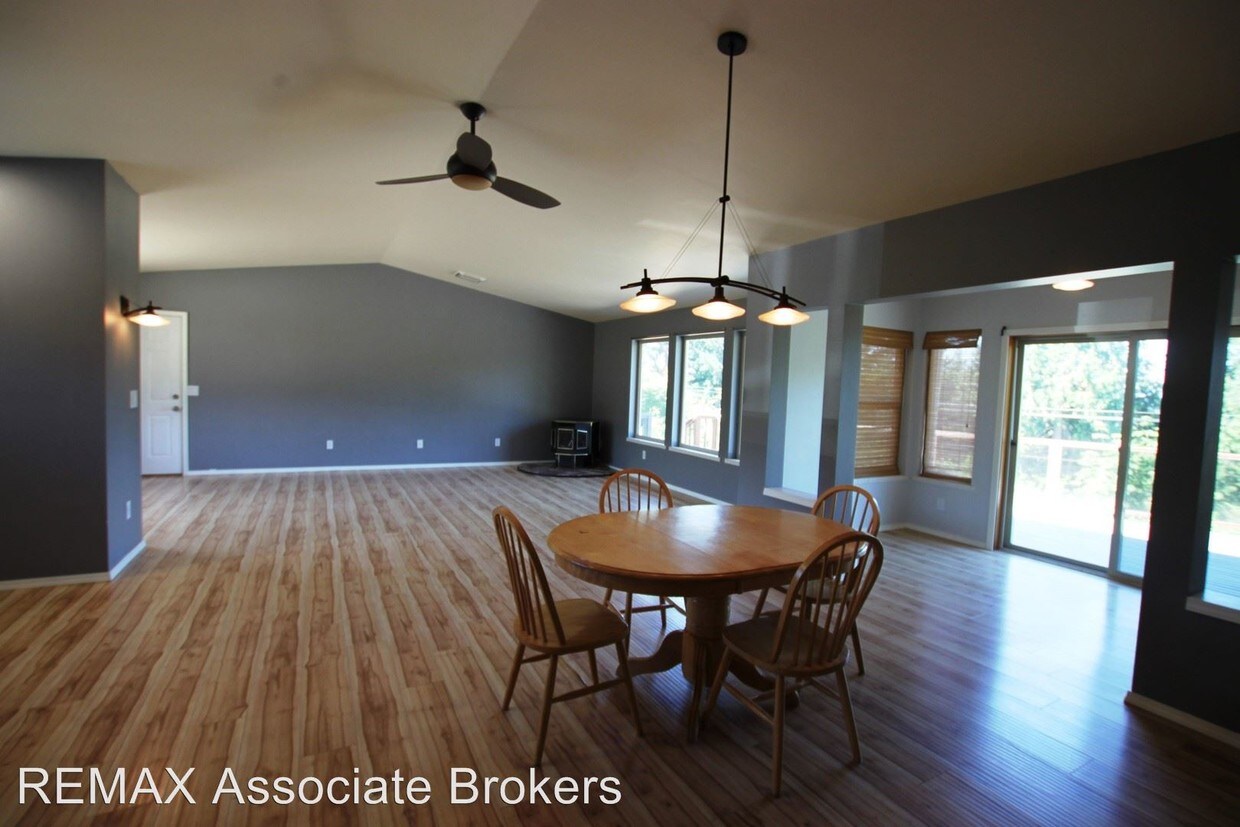 Foto principal - 2776 Utopian Way