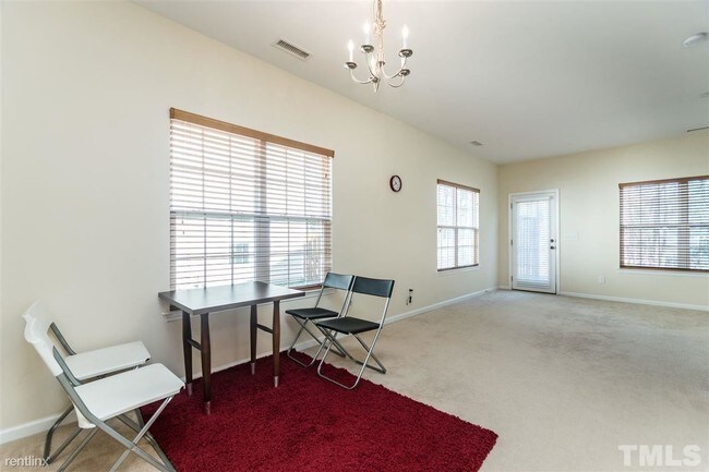 Building Photo - 2 br, 2.5 bath  - 3111 Manhasset Ln