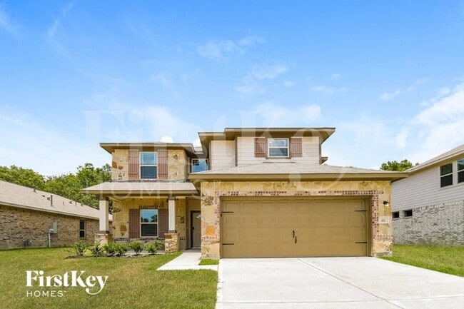 Building Photo - 317 Lk Wy Cir