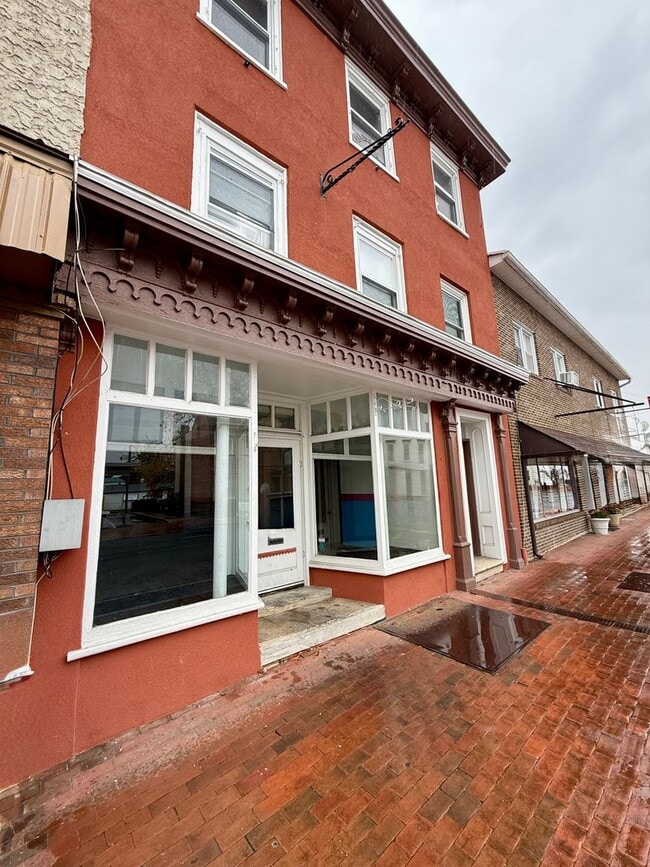 Building Photo - Bring Your Vision to Downtown Smryna!