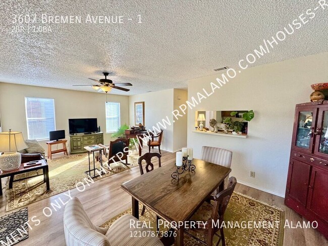 Building Photo - COMING SOON! DOWNSTAIRS 2 Bedroom 1 Bath U...