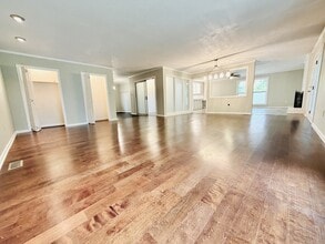 Building Photo - 7905 Castleton Ln