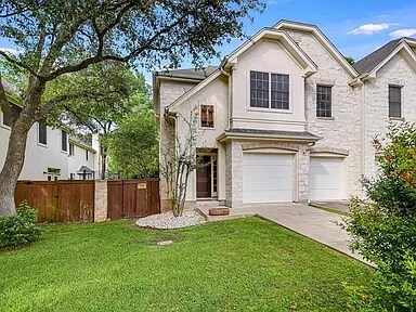 Foto principal - 403 E 32nd St