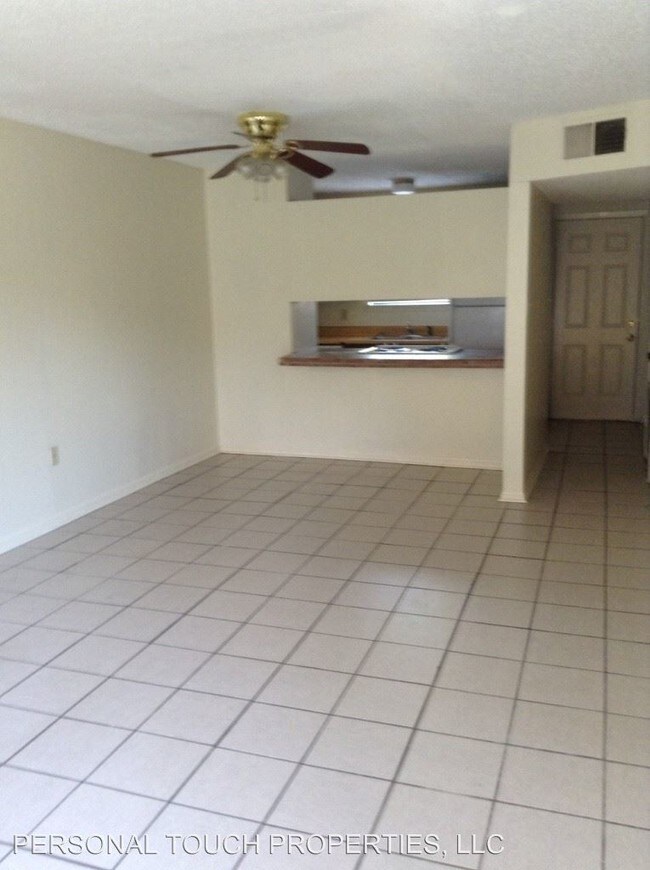 Foto del edificio - 8150 Bayou Fountain Ave