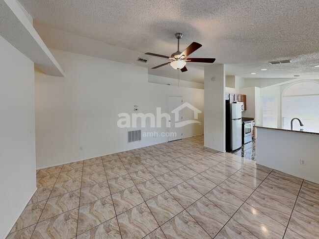 Building Photo - 1431 Londra Ln