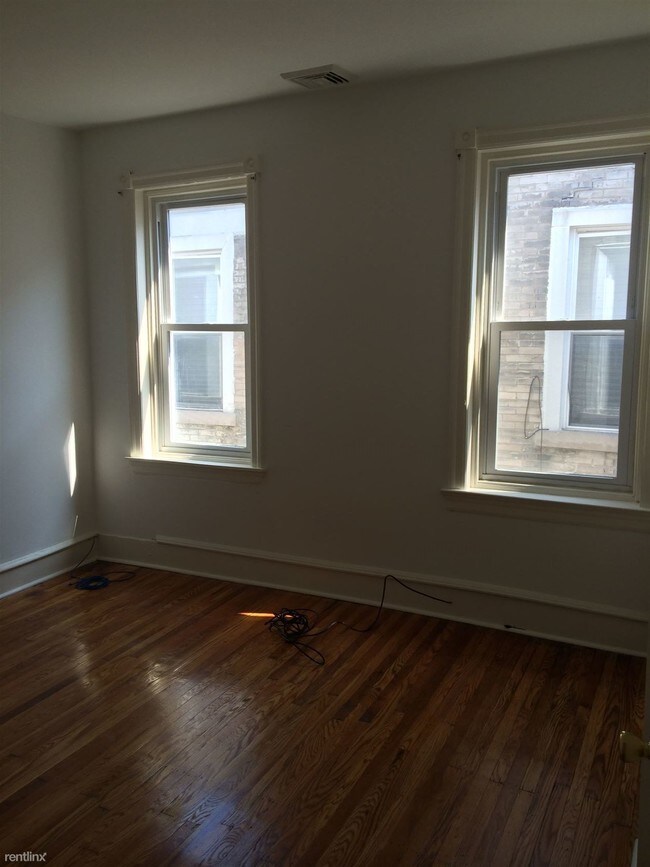 Building Photo - 125 S 44th St