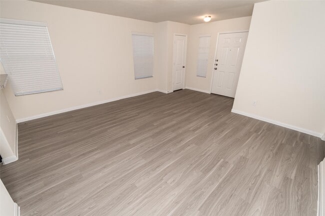 Building Photo - 5562 Amelia Plantation Dr