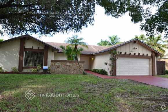 Building Photo - 15542 SW 48th St