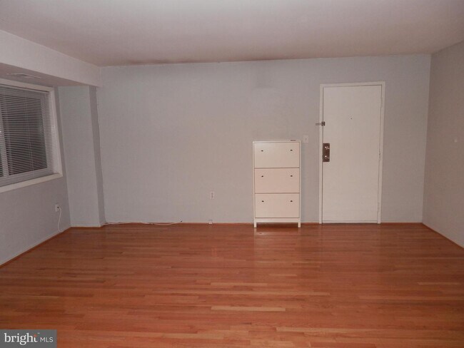 Building Photo - 3320 28th St S