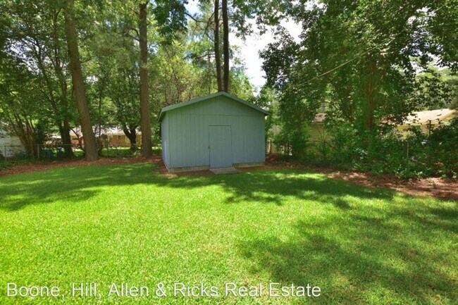 Building Photo - 3 br, 1.5 bath House - 708 Cedarbrook Drive