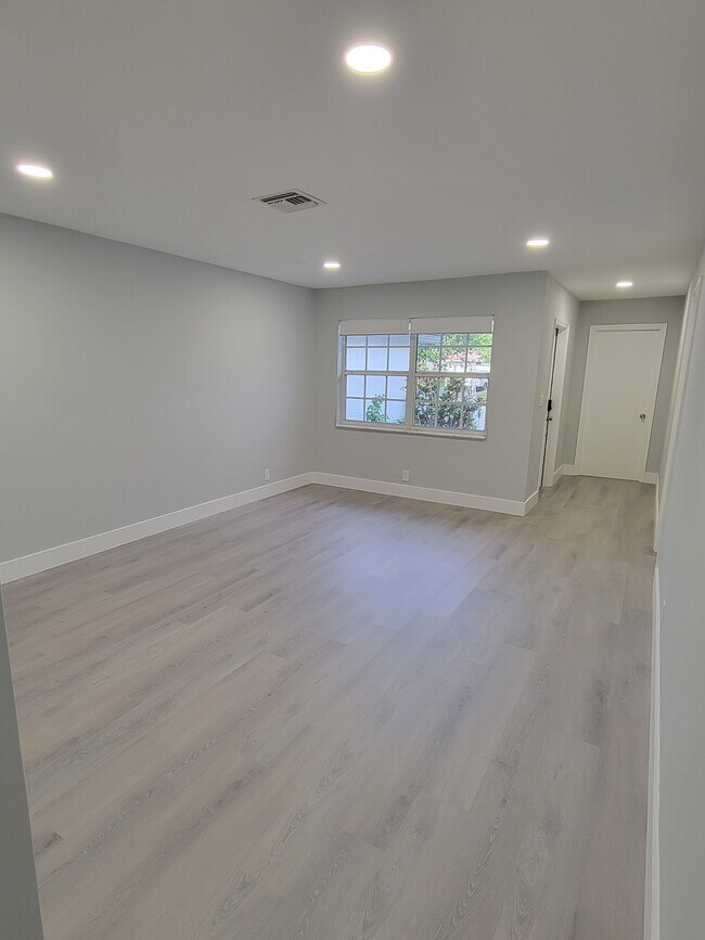 Living Room - 3059 NW 103rd Ln