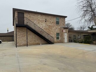 Building Photo - 2302 Rosario St